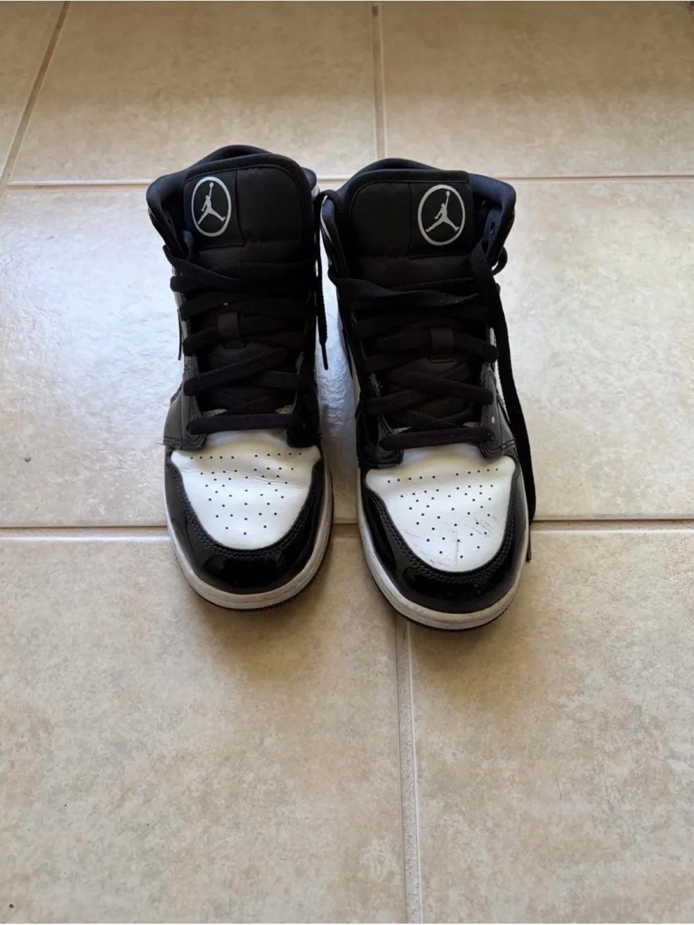 Jordan 1 Mid Carbon Fiber 2021’s. Womens Size 8; Boys Size 6.5Y